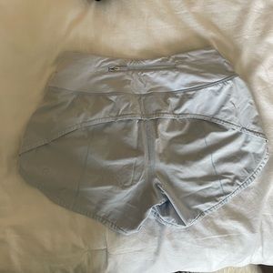 Lululemon speed up 4” shorts